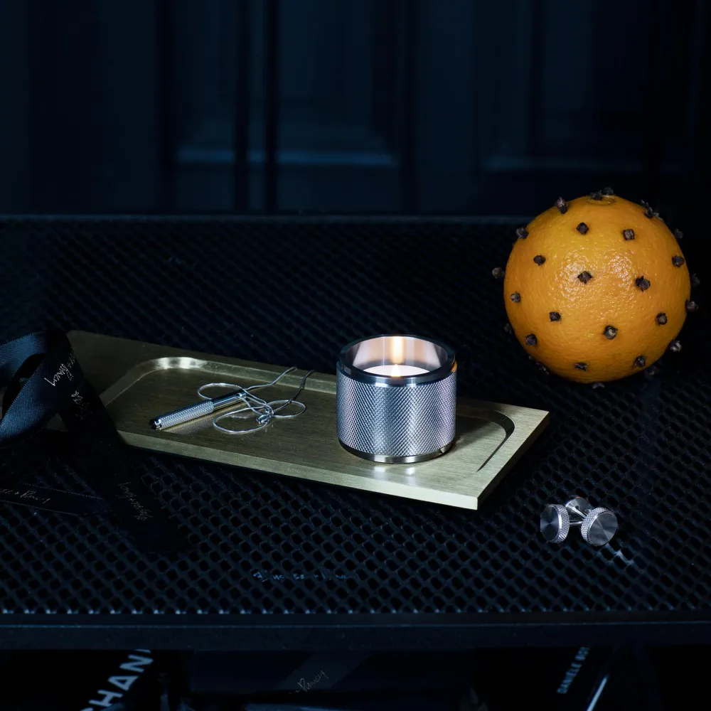 Machined Tray, bricka i warm alloy • Buster + Punch