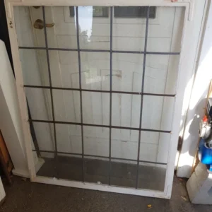 ART 690 B122 H99 PRIS 2000KR GAMMALT GLAS