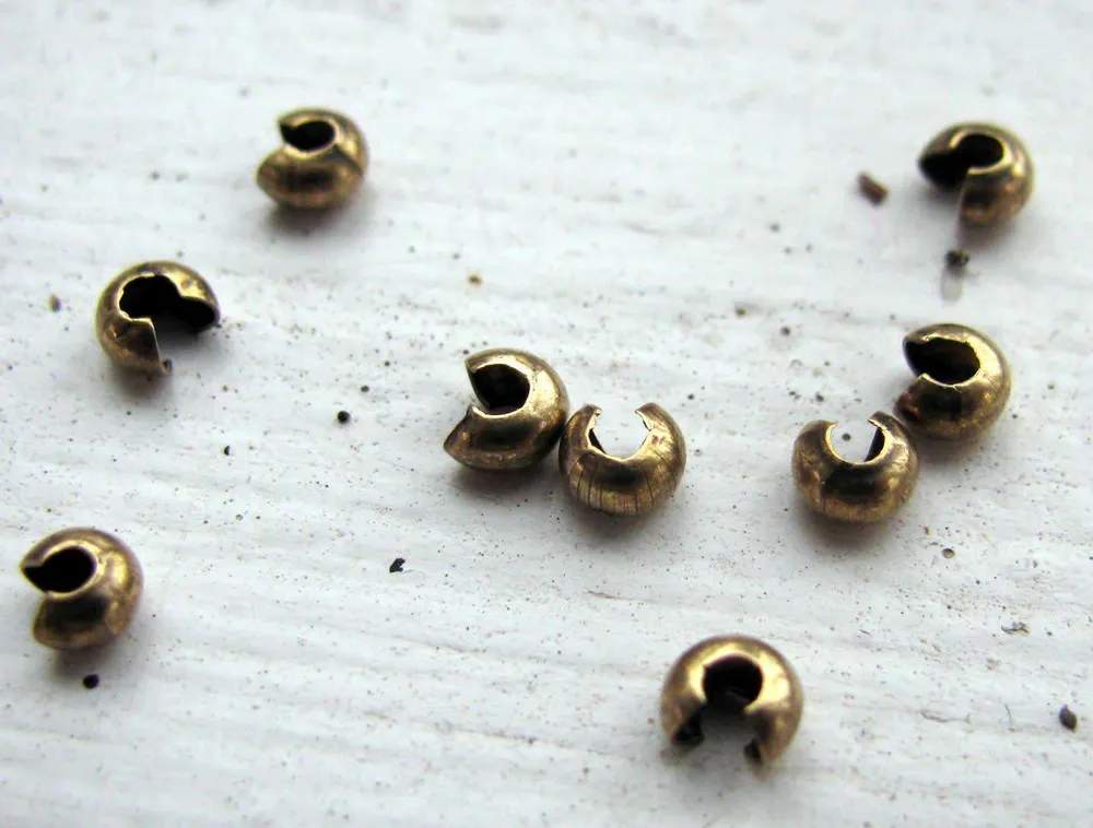 Klämtäckare Bronsfärgad - 3 mm tio-pack