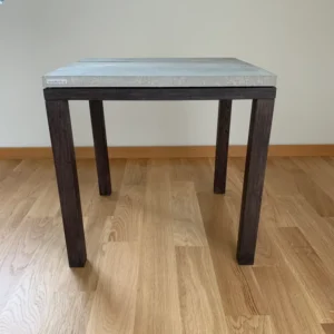 LEVEL Bordsunderrede, svartlaserad svensk ek Stainless Steel