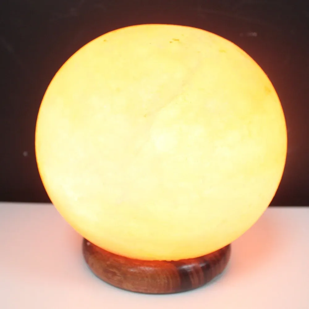 Saltlampa Boll - Rymlig Träbas Long Lifespan