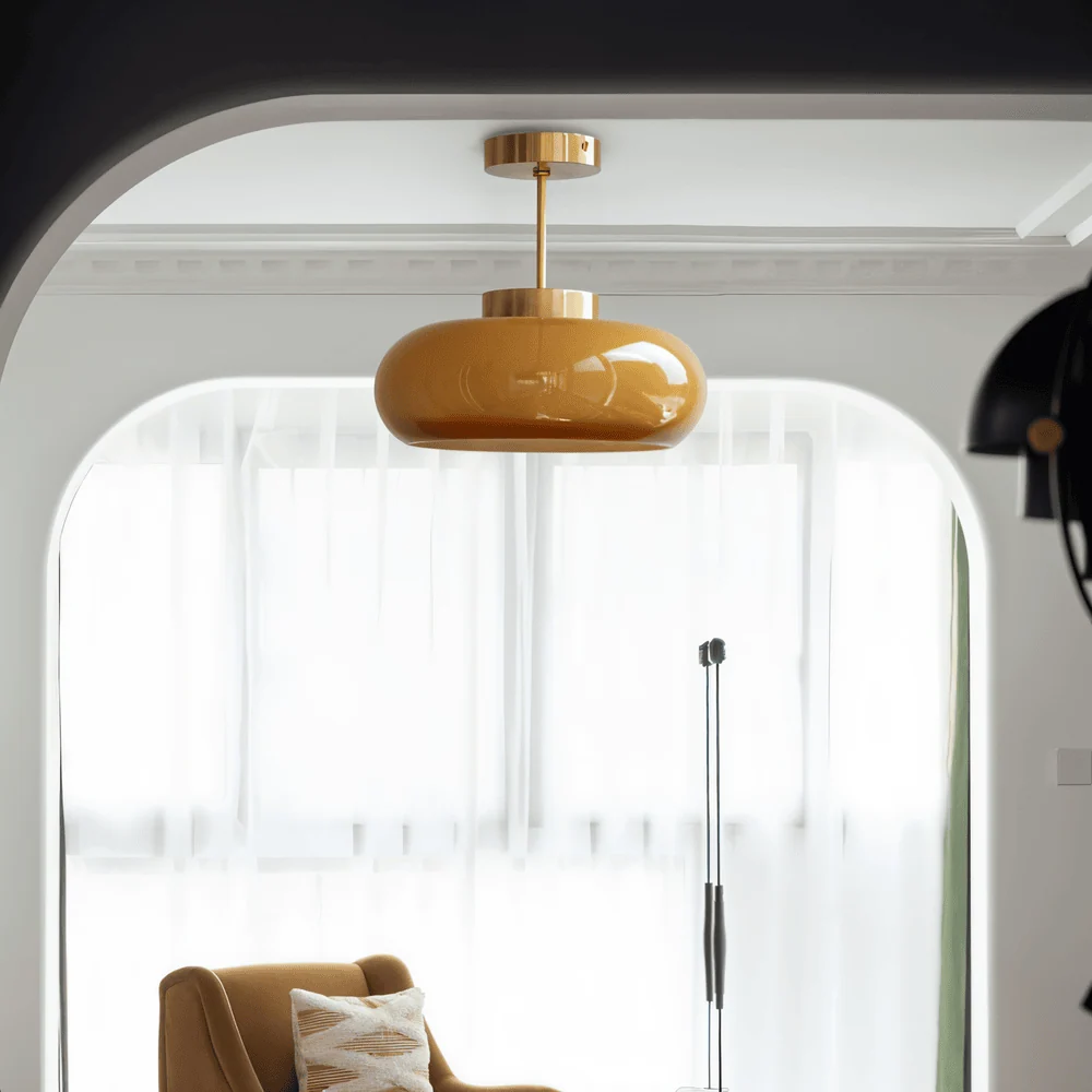 AmberGleam – Klassisk Citron Vintage Taklampa i Glas och Mässing