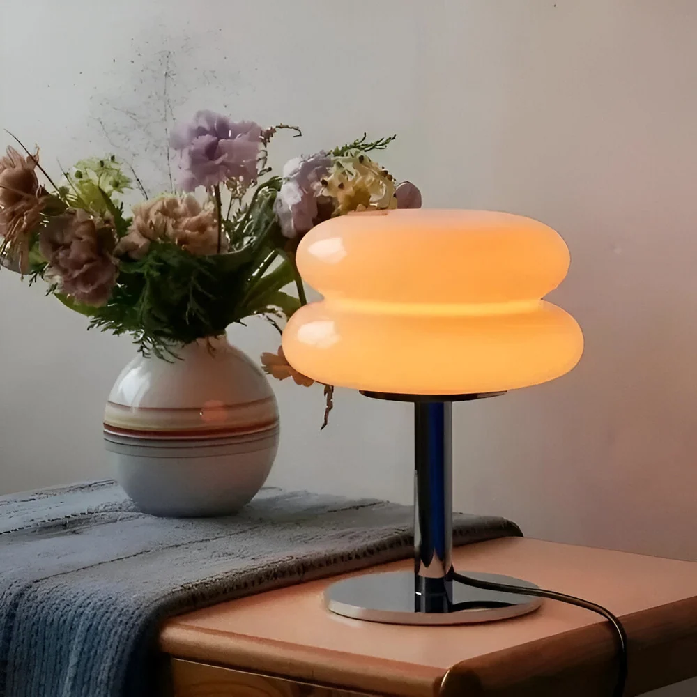 Macaron Inspirerad Bordslampa - Sophisticated Bordslampa i Glas för en Livlig Rumsatmosfär Orange
