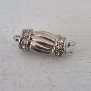 Claspgarten Instickslås - Oval Randig med Swarovski Kristaller 15x7mm 1 styck