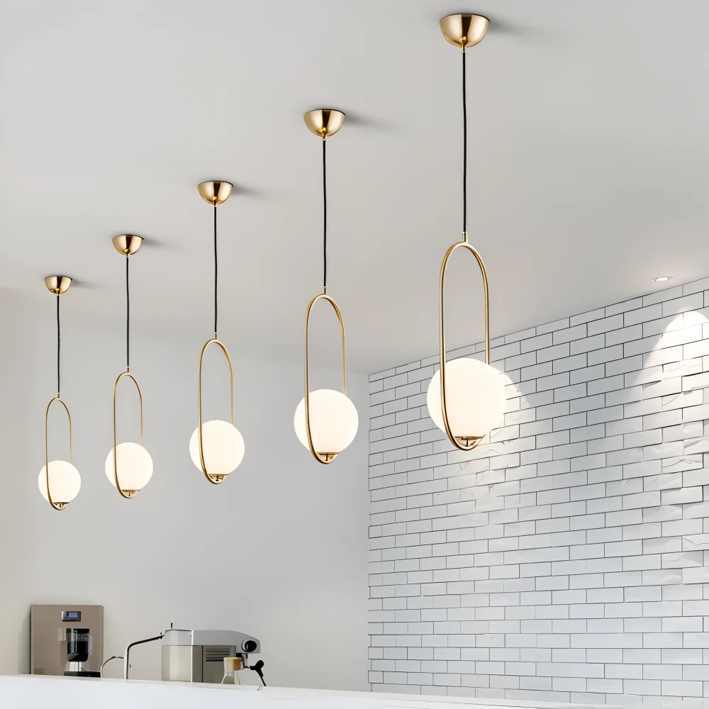 Eclipsera – Minimalist Guld Ellips Pendellampa med Glaskula