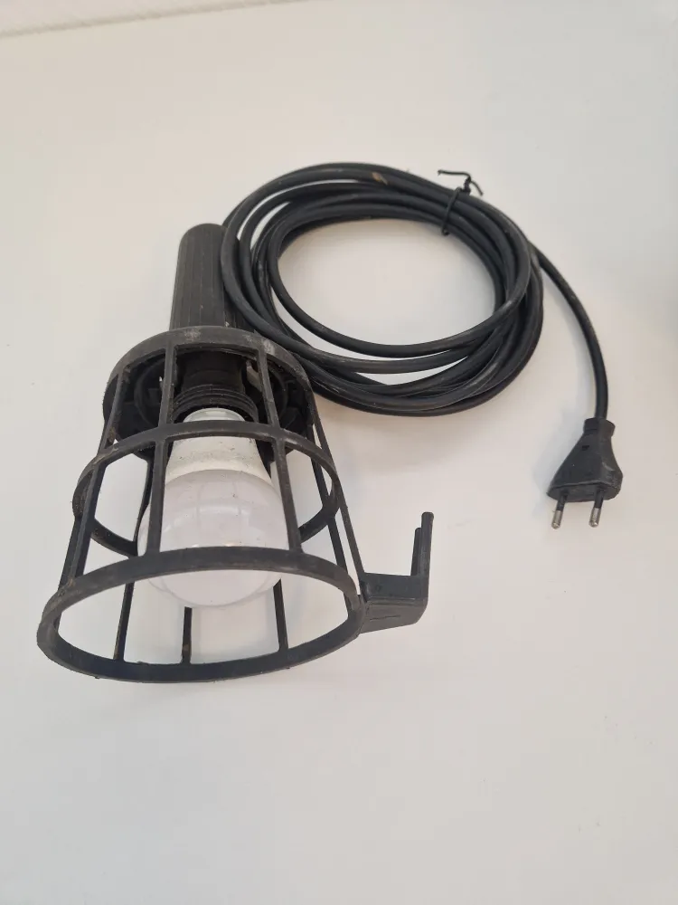 25meters kabelvinda & sladdlampa 230V