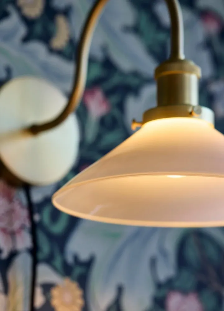 Axel Vägglampa Opal 25cm