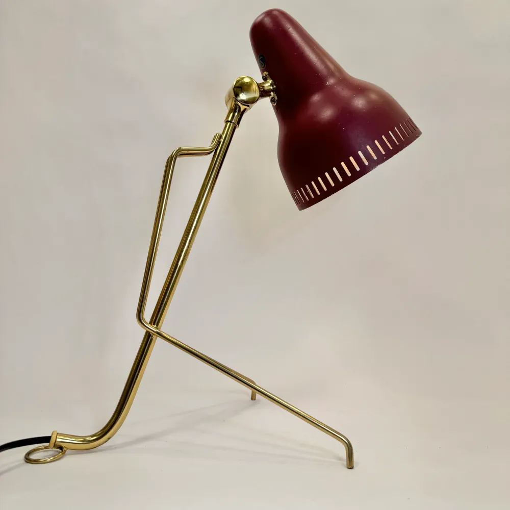Bords/vägglampa från Falkenbergs belysning