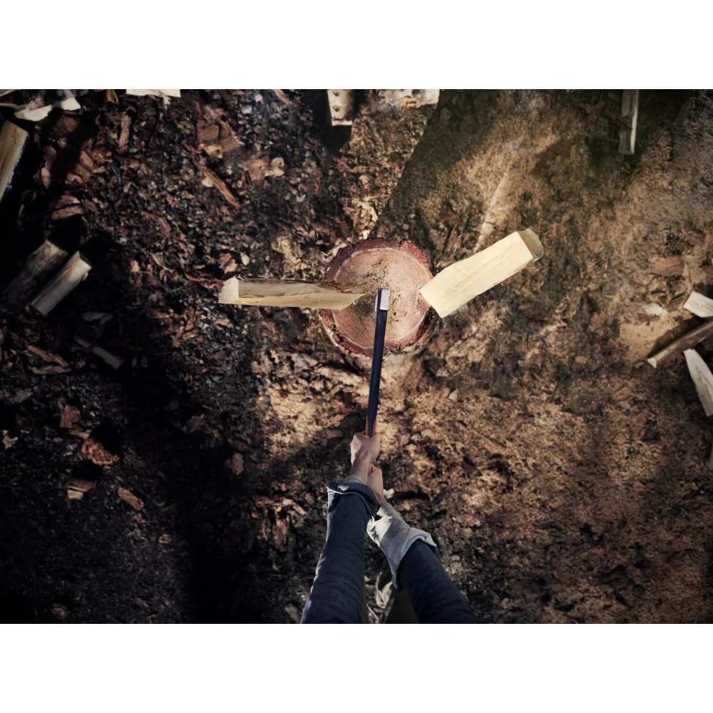 Fiskars X-series klyvyxa M-X17