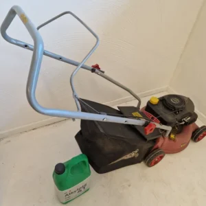Gräsklippare med uppsamlare