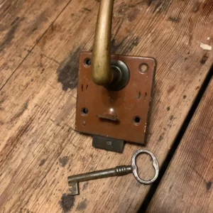 Kammarlås Höger DIY Projects