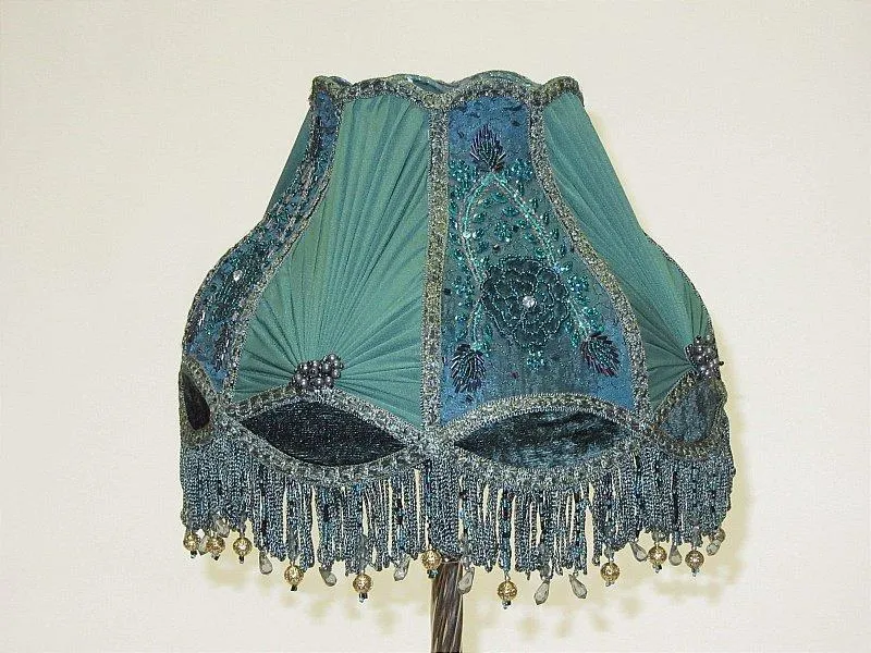 Lampshade Notre Dame Peacock