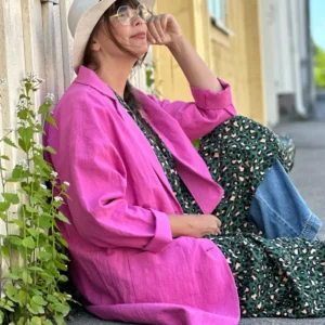 Lasernivå Kavaj cerise oversize