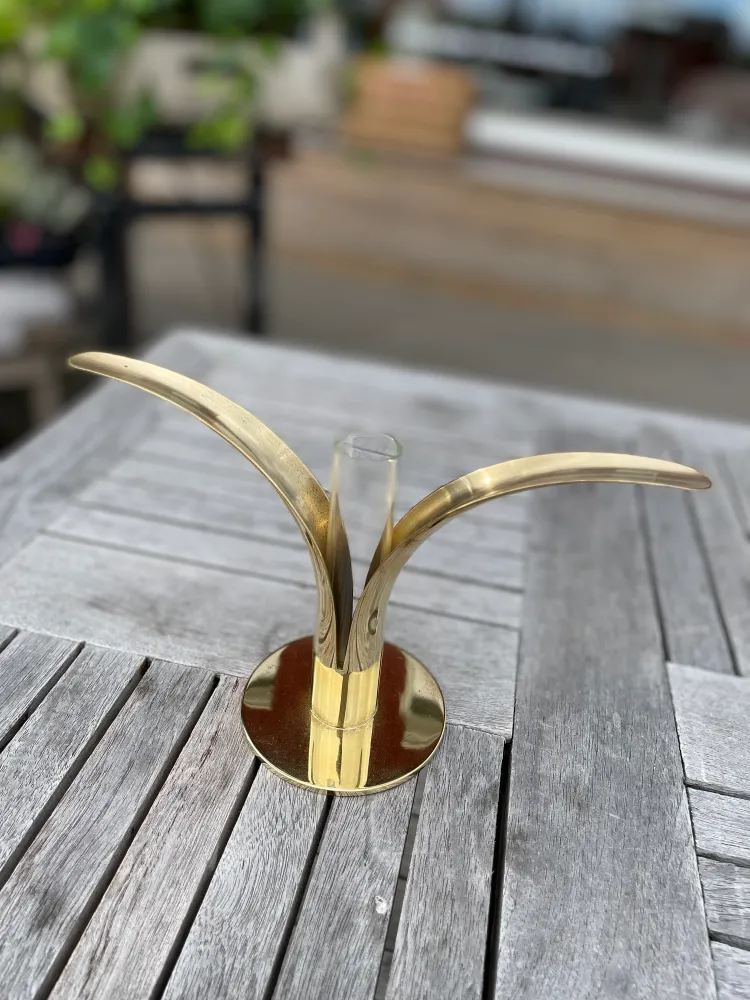 Liljan ljusstake med glas