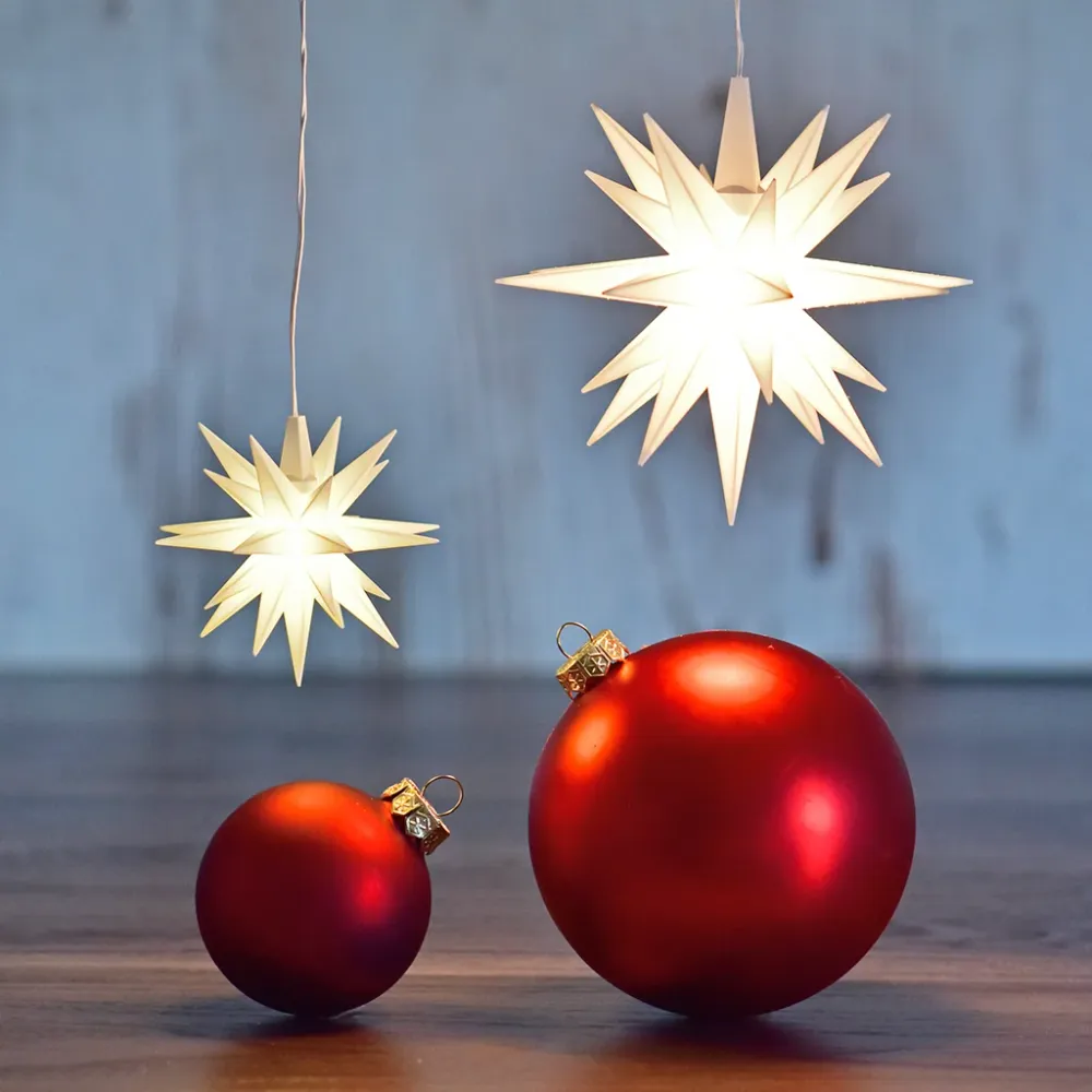 Liten adventsstjärna pärla plast 13 cm