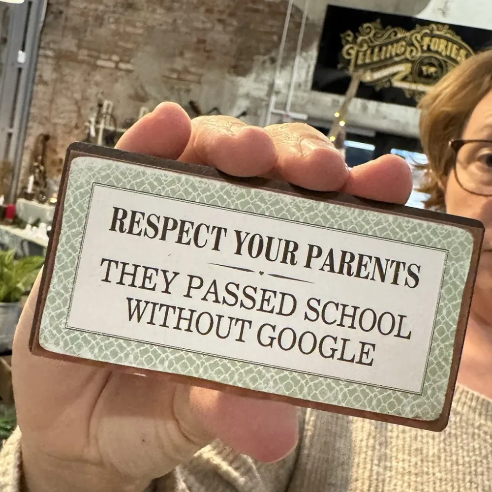 Magnet: Respect your parents... 40-Piece Bit Set