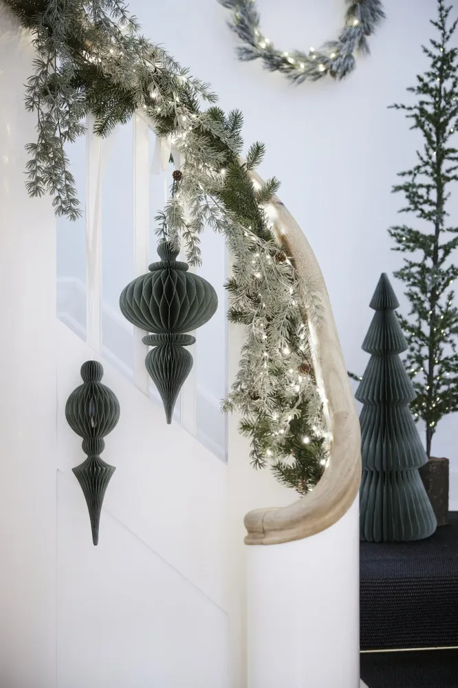 Poelle ornament H40 cm. grön Vibration Reduction