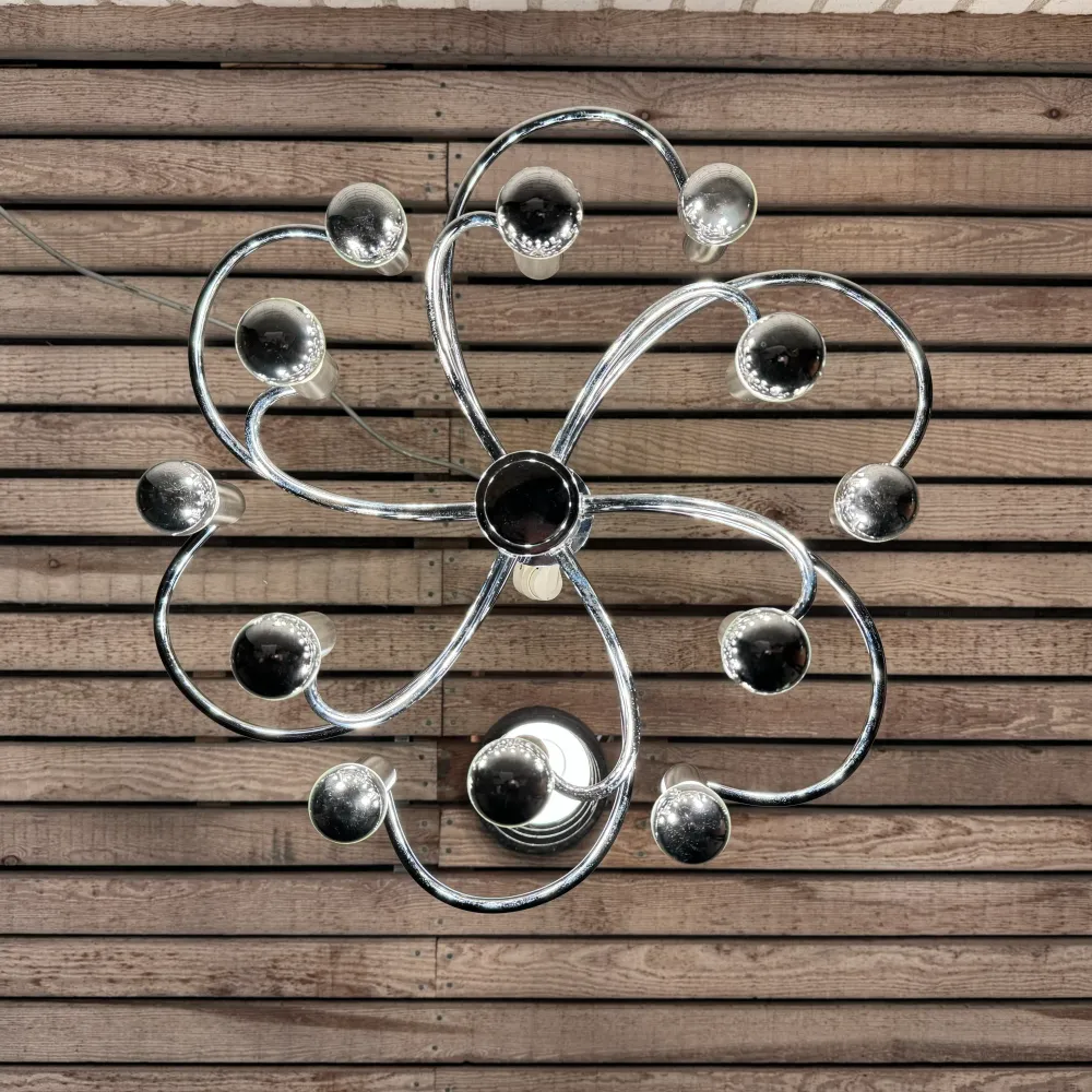 Regelletare Ceiling lamp from Helestra