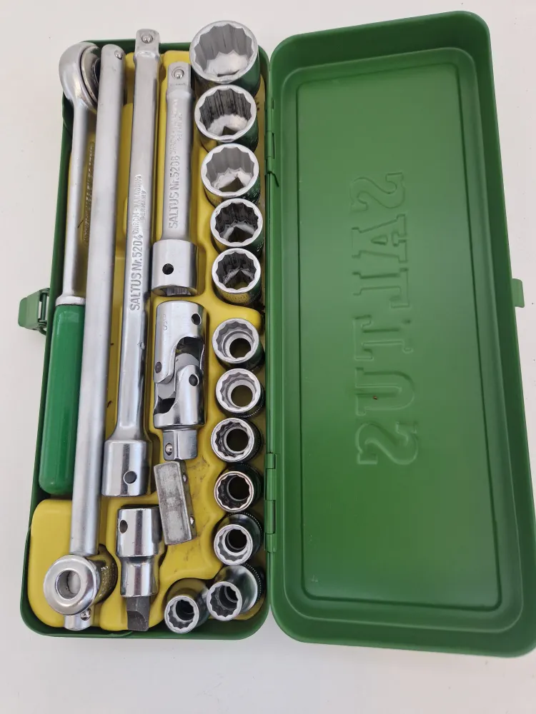 SALTUS 1/2" hylsnyckelsats i remarkably gott skick