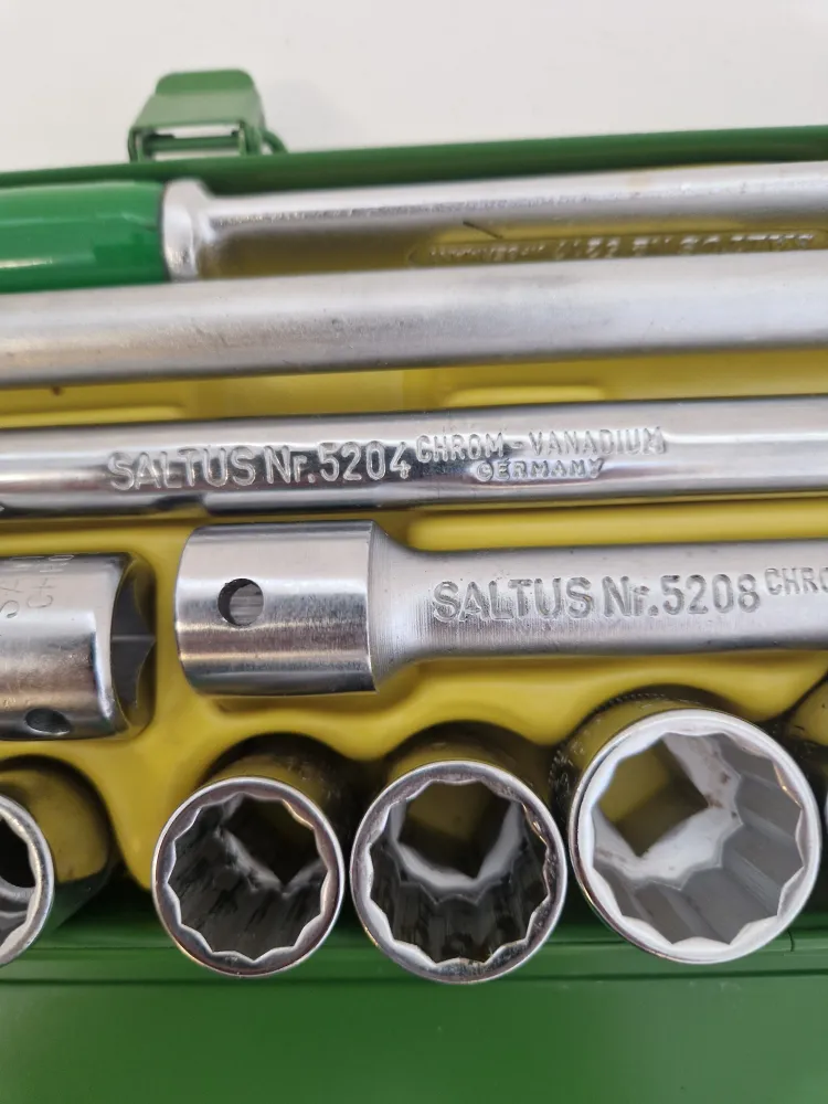 SALTUS 1/2" hylsnyckelsats i remarkably gott skick