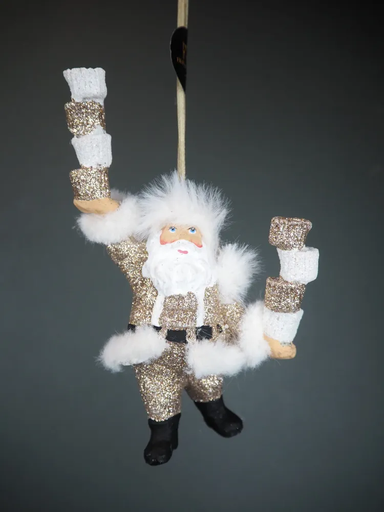 Santa w cholate tower champ