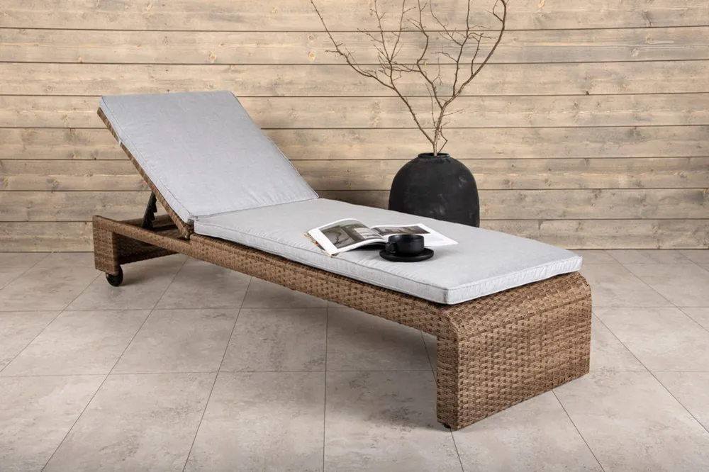 Sun Lounge Venture Home London - 20V