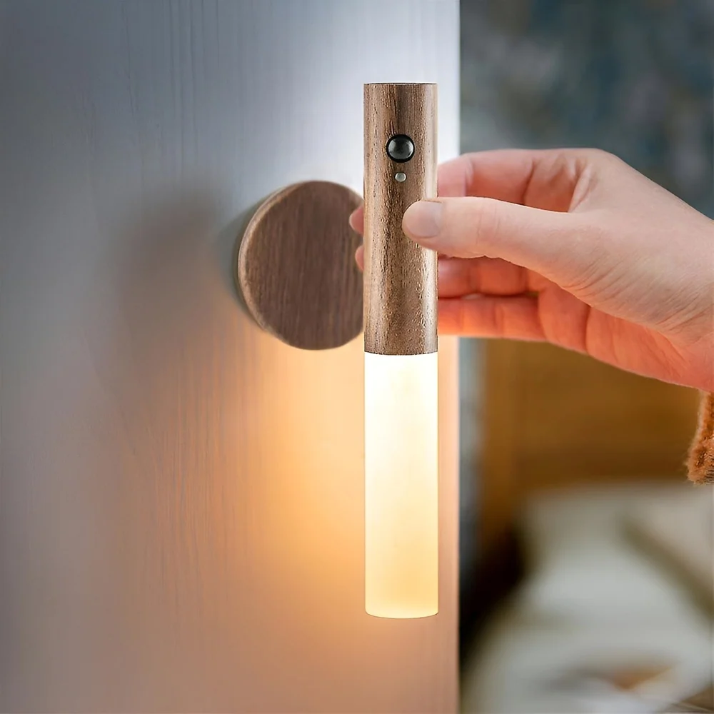 EcoTorch WallLight - Vägglampa med Magnetisk Rörelsesensor